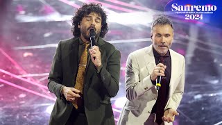 Sanremo 2024  Renga e Nek cantano un medley dei loro successi [upl. by Nereus430]