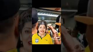 Torcida Gaviões da Fiel não deixa a boiada entrar no metrô [upl. by Ynneh]