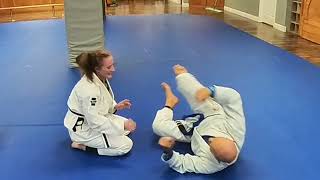 Gracie Jiu Jitsu coed sparring Leannes Welcome Roll with Peter [upl. by Derfiniw]