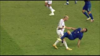 Falli Zidane testata a Materazzi [upl. by Iah]