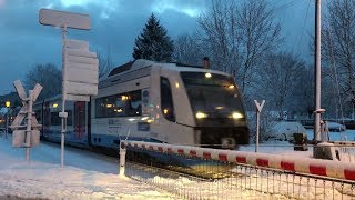 Bayerische Oberlandbahn an verschiedenen BÜs im Oberland [upl. by Ennoval]