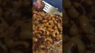 Yummy homemade Ham hocks with black eye peas By TEAM GOODMAN traditionalfood [upl. by Eeralav691]