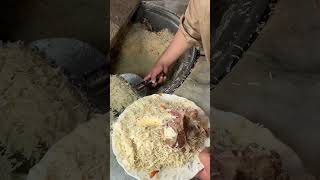 Jamal Restaurant Kabuli Pulao  2nd Huge Kabuli Pulao Selling in Peshawar  Tehkal Tambwanu Mur [upl. by Oina]