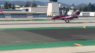 Airsmart Pilatus PC24 landing at Santa Monica Airport [upl. by Elmer]