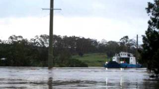 Moggill Ferry during Brisbane River 2011 Flood [upl. by Oisacin420]