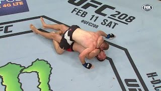 First Ezekiel Choke in UFC History Feat Vince Vaughn [upl. by Olinde298]