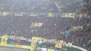 Ultras Verona gridano quotscimmiaquot durante formazione Inter [upl. by Salohcin]