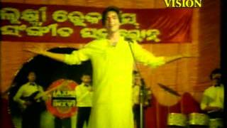 MohdAzizMun Paradesi Chadhei Gaaeebara Swapna Nei in Odia Movie Maanini [upl. by Fagaly]