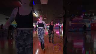 IG yourmomgoes2college xxlvna rollerskating skate dance sk8 party roller music jb [upl. by Dutch942]