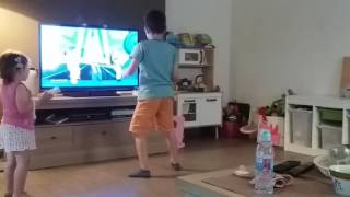 Xander en Axelle  Dragostei din tei  Just Dance 2017 [upl. by Biddie64]