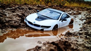 Мажор на BMW i8 решил что бэха валит Вытаскиваем Мажора из грязи трактором RC Offroad 4x4 [upl. by Raddie942]