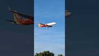 VietJet Air hạ cánh sáng thứ 7 trời đẹp tpxaviation [upl. by Tiemroth]