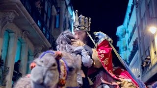 Reyes Magos en Alcoy Alcoi Ciutat del Nadal 2017  La Navidad en Alcoy  Christmas Parade in Spain [upl. by Kahcztiy]