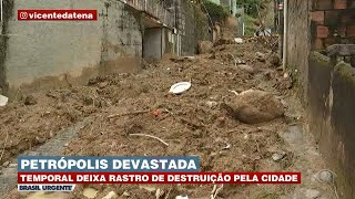 Moradores registram força da água durante enchente em Petrópolis RJ Shorts [upl. by Piwowar]