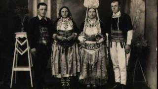 quotMore sokol piequot Macedonian Folk Song  quotМоре сокол пиеquot Македонскa народнa [upl. by Mordy800]