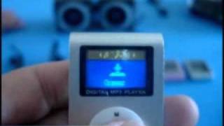 Mini MP3 Metal 2GB Gravador FM com clip [upl. by Hareehahs964]