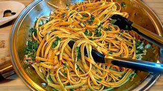 Aglio E Olio l Is This The Easiest Pasta With The Most Amazing Sauce [upl. by Otrepur]