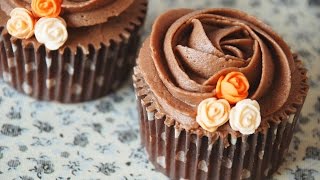 Cupcakes de baileys  Quiero Cupcakes [upl. by Columbine]