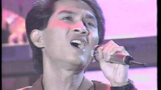 Qiara  Hanya Padamu 1992 LIVE [upl. by Ciapha690]