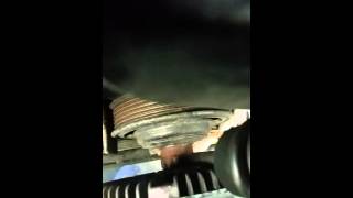 Audi 27 cluch fan removal no wrench [upl. by Crary519]