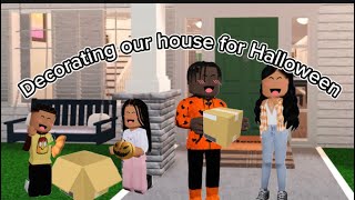 DECORATING OUR HOUSE FOR HALLOWEEN BLOXBURG FAMILY ROLEPLAY [upl. by Frey868]