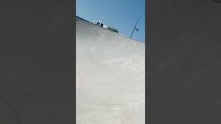 Skatepark🛹Bowl🤙 Surfskate CourseullessurMer [upl. by Aniryt]