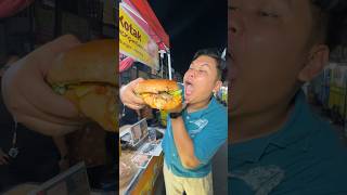 Burger megalodon kenyangnya sampe seminggu makan diPart selanjutnya ya batrenya abis haha [upl. by Hoshi328]