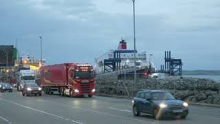 Quick unload of the Stena Estrid in Holyhead Port Wales [upl. by Lissa632]