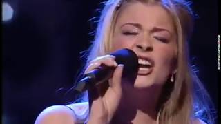 Leann Rimes  How Do I Live  Live [upl. by Zaneta]