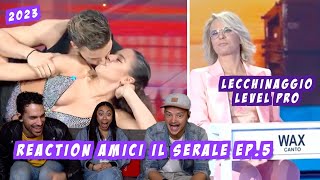 Mattia trova lamore e Wax super lecchino  Reaction Amici il Serale Ep5 [upl. by Gerald872]