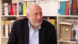 Il Nobel per leconomia Stiglitz quotLausterità non serve a nulla è solo un danno per lUEquot [upl. by Aba107]