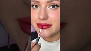 Amo los tonos festivos ❤️ recientemente probé esta nueva fórmula y me encanto es de Revlon lips [upl. by Jerrilyn]