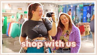 SHOPPEN IN UTRECHT MET EliseDingen 💕  SHOPLOG 🛍  VLOG 52  Irina Touw [upl. by Eryt136]