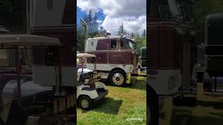 Straight piped Detroit diesel 8v71 12v71 and 16v71 5 minute compilation Kenworth Peterbilt GMC Mack [upl. by Loux]