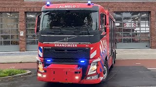 P1 Brandweer Almelo 053171 HV rukt met spoed uit naar een dodelijk ongeval in Enter [upl. by Lyreb]