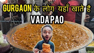 Gurgaon के लोग यहाँ खाते है Vada Pav  Huda Market Sector 4  Gurgaon [upl. by Gaelan]