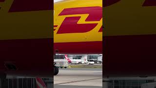 dhl aircraft final approaching [upl. by Thissa351]