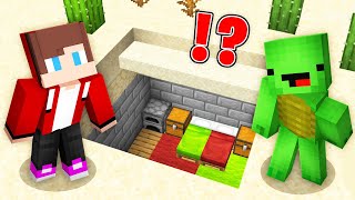 JJ And Mikey Found SECRET SQUARE BASE Under DESERT in Minecraft Maizen [upl. by Seyer306]