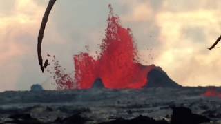 Kilauea eruption in Leilani Estates new lava front and fissure near Nohea 718 AM May 27 2018 [upl. by Scholem]