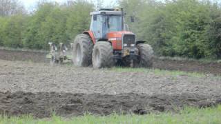 Massey Ferguson 3690 and Dowdeswell 6 furrow plough [upl. by Enala]