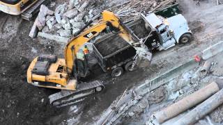 Excavator almost hit by dump truck [upl. by Nohj]