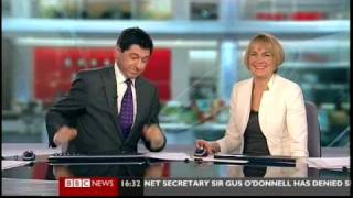 Jon Sopel needs help BBC News 240210 [upl. by Harhay]