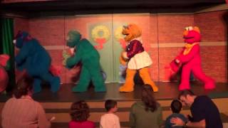 Elmos Christmas Wish full show from Christmas Town Busch Gardens Tampa in HD [upl. by Lumbye]