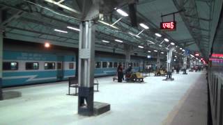 DADAR SAWANTWADI RAJYA RANI EXPRESS DEPARTING FROM DADAR RAILWAY STATION TERMINUS [upl. by Roberts786]