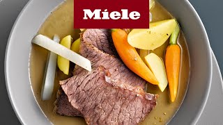 Fleisch im Dampfgarer  Gerätepräsentation  Miele [upl. by Isaac]