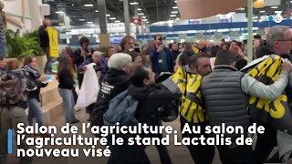 Salon de lagriculture Au salon le stand Lactalis de nouveau visé [upl. by Riek180]