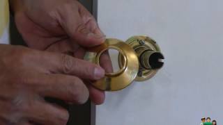 How to install an old door knob [upl. by Verdi]