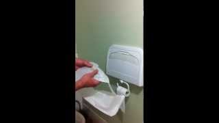 How to use a Disposable Toilet Seat Cover [upl. by Lasyrc941]