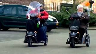 Scootmobiels gebruiken dezelfde sleutel [upl. by Hendrick]