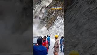 Landslide hogyi yrr 😱😱 ab kya hoga 😥 shorts ajju 0008 vlogs ajju0008 viralshorts ladakhvlogs [upl. by Renrew616]